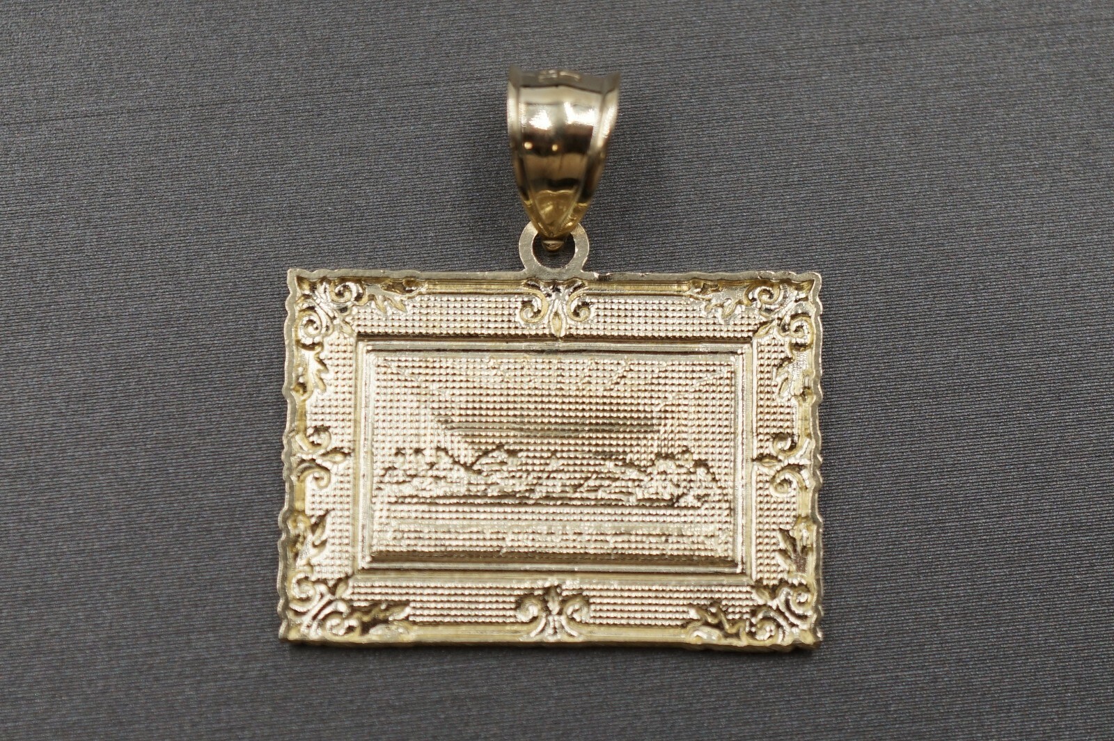 10K Solid Yellow Gold 1.15″ Diamond Cut Picture Flame Last Supper Charm Pendant.
