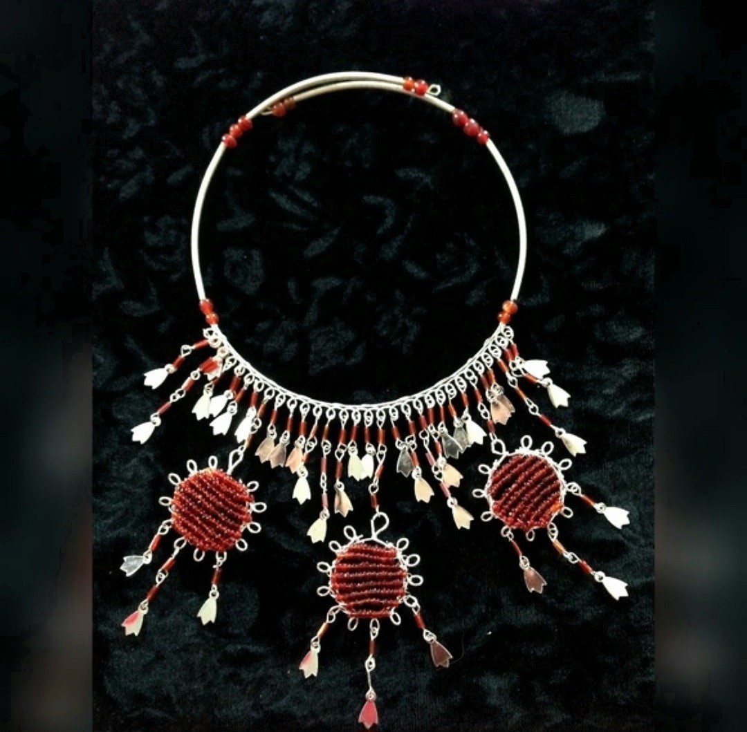 Vintage Indian Artisan Wire Collar Necklace Red Seed Bead Medallions Silver Leaf