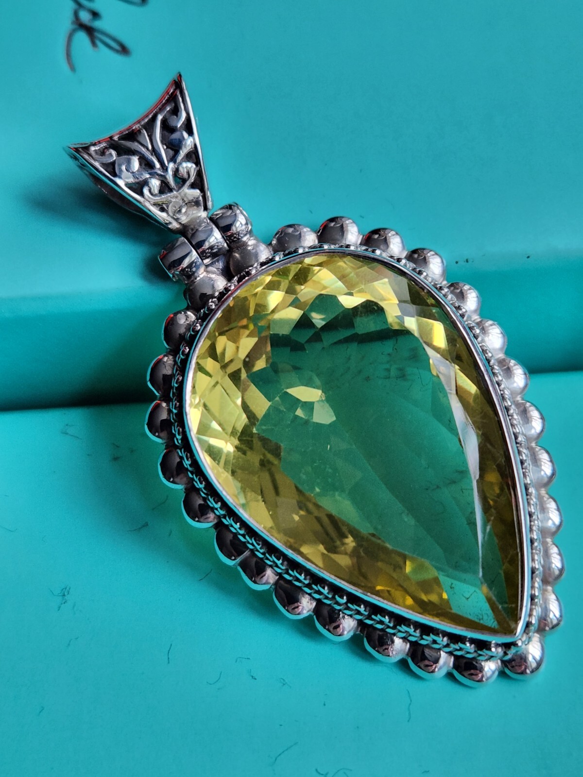 LARGE LEMON QUARTZ STERLING SILVER PENDANT, 28.5 GRAMS
