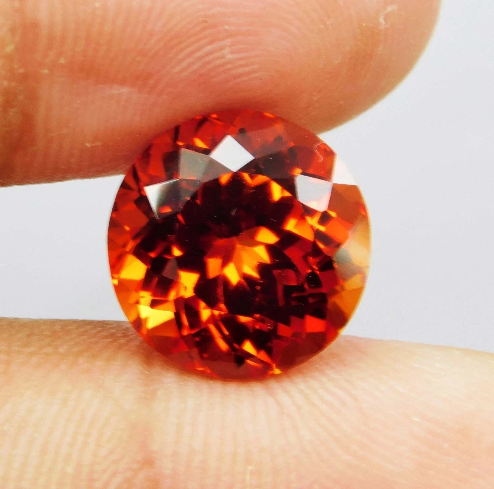 Natural Certified AA+ Spessartite Garnet 10 Ct Fiery Orange Round Cut Gemstone