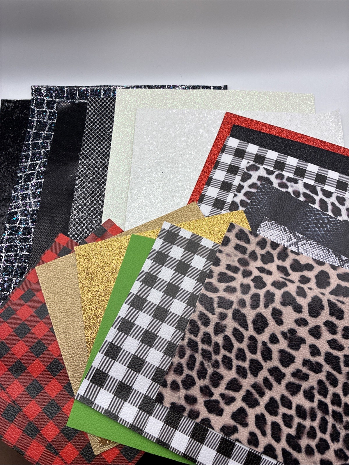 Faux Leather Lot Of 19 Pieces Glitter Leopard Plaid Gold Green Snake Multi Sizes
