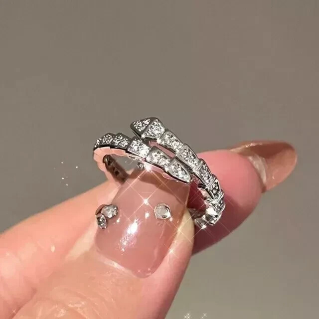 2Ctw Round Cut Simulated Diamond Snake Wedding Band Ring 14k White Gold Plated