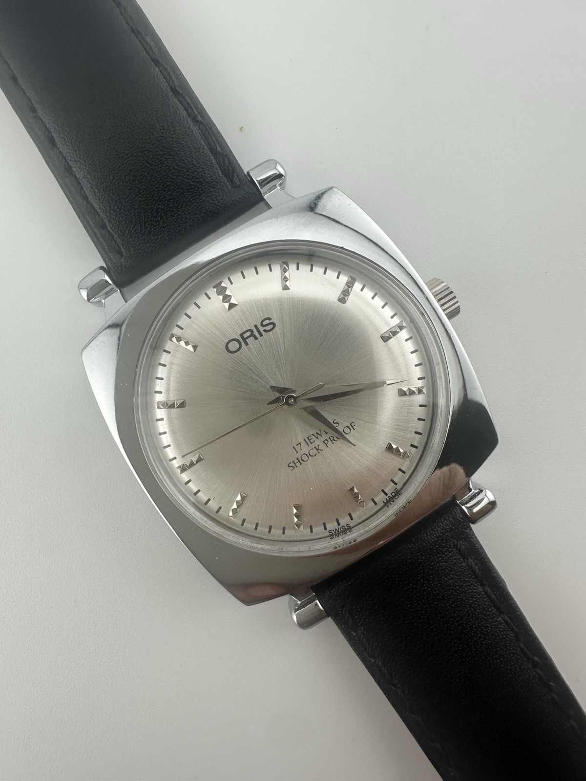 VINTAGE ORIS Swiss Hand-Wind Mechanical 17 J Men’s Wristwatch