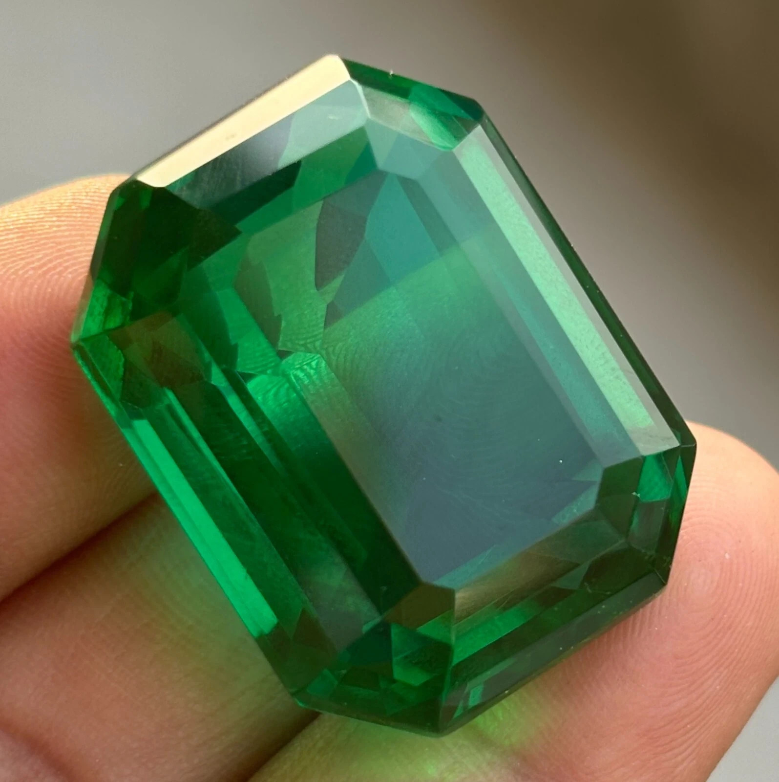 97 Ct Natural Green Emerald Emerald Cut CERTIFIED Colombian Loose Gemstone 6YHE