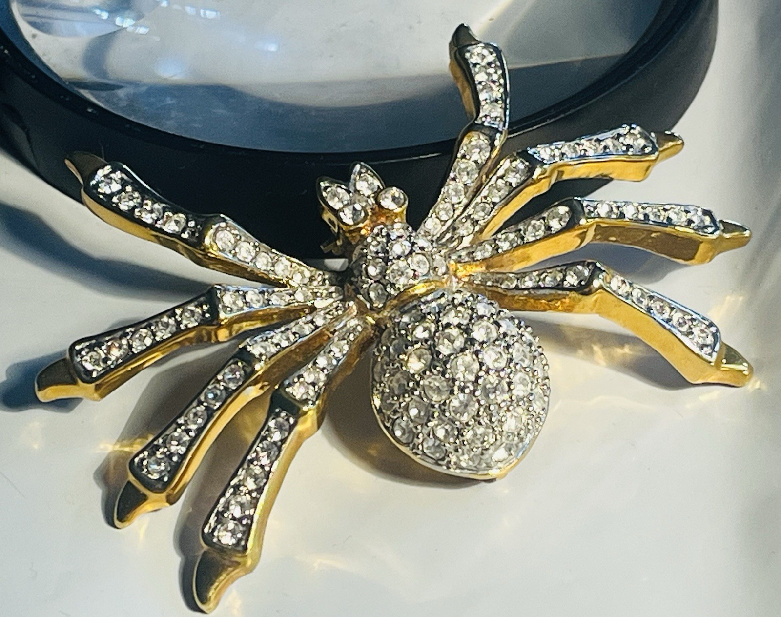 Vintage Spider Brooch Pin Gold Tone Clear Pavé Rhinestone Metal Animals & Insect