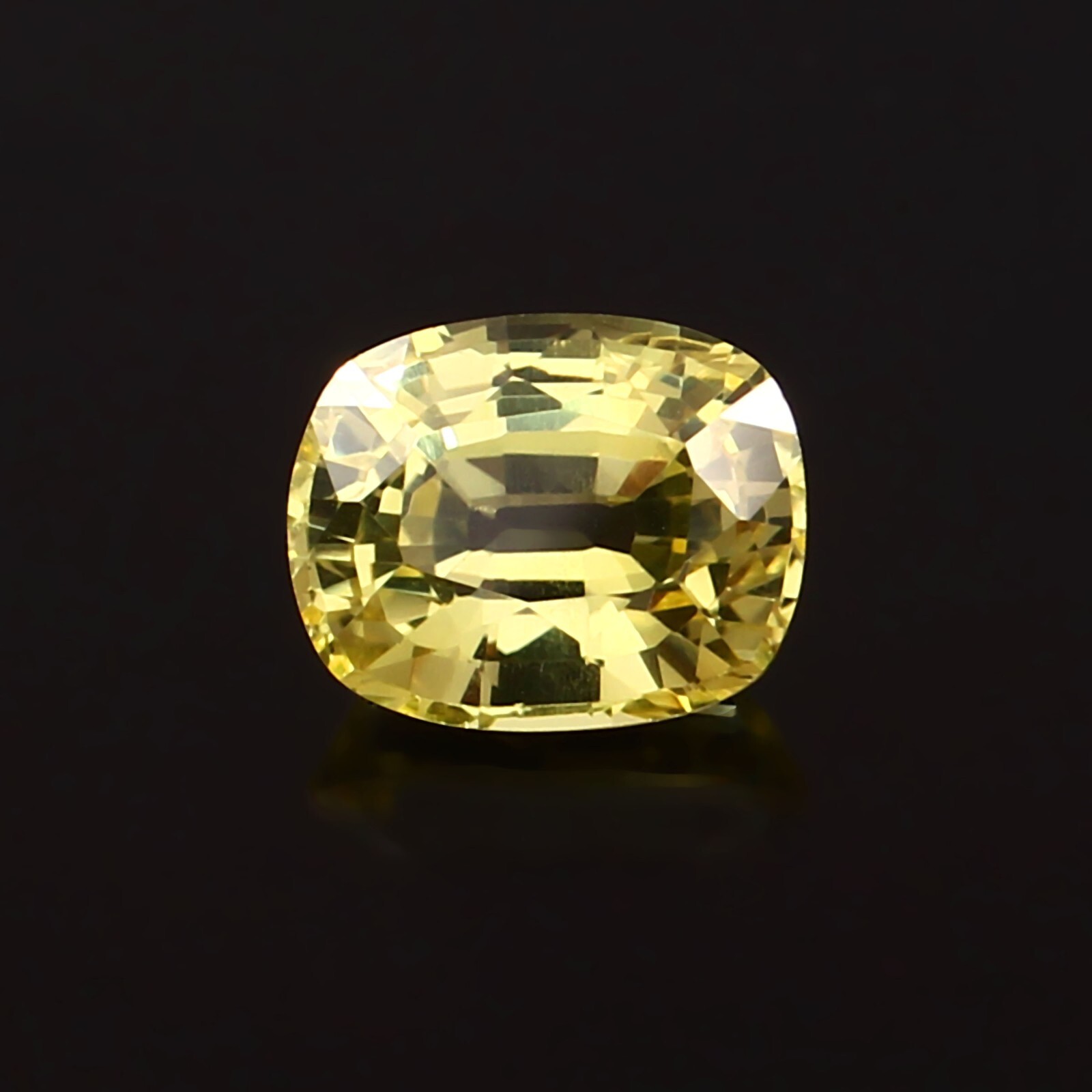 AAA Natural Flawless Ceylon Yellow Sapphire Loose Cushion Cut Gemstone 10x8MM