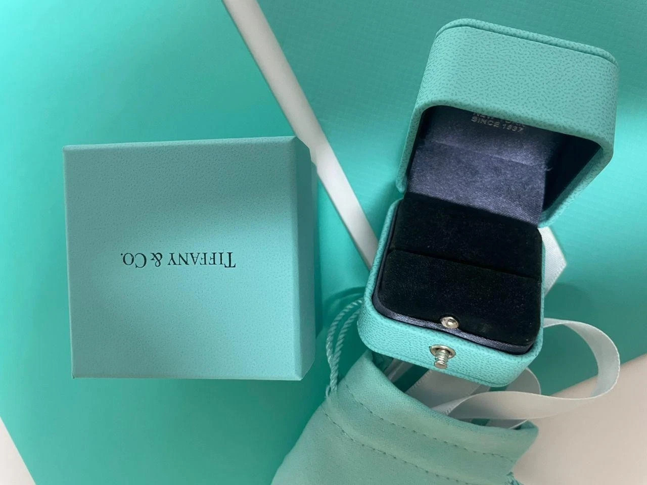 Tiffany & Co Engagement Ring Box + Outer Box + Pouch + Certificate + Folder +Bag