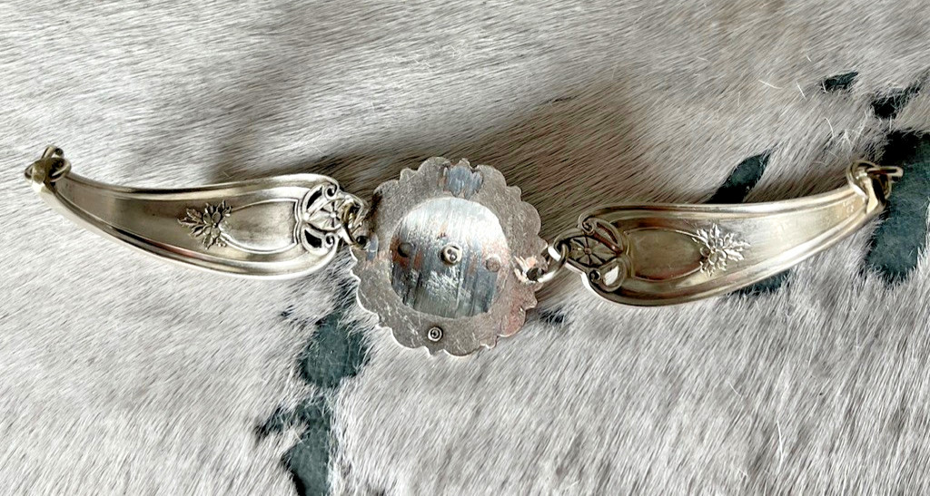 Antique Silverware Womens Bracelet 7 x 1 1/4 in Cross Concho Lobster Silver Gold