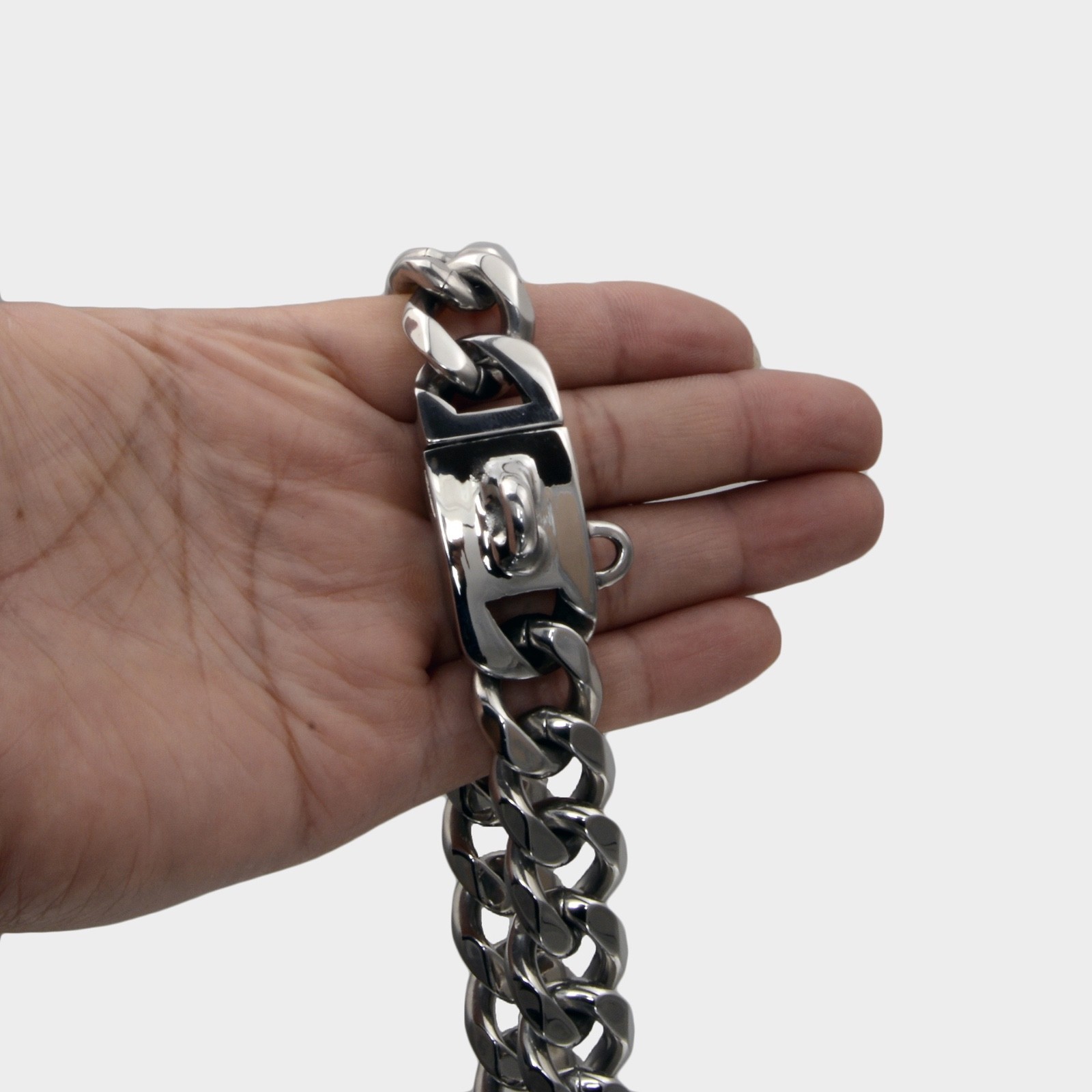 Upgraded Gold Stainless Steel Cuban Link Dog Chain Collar Necklace Luxury 10-26″