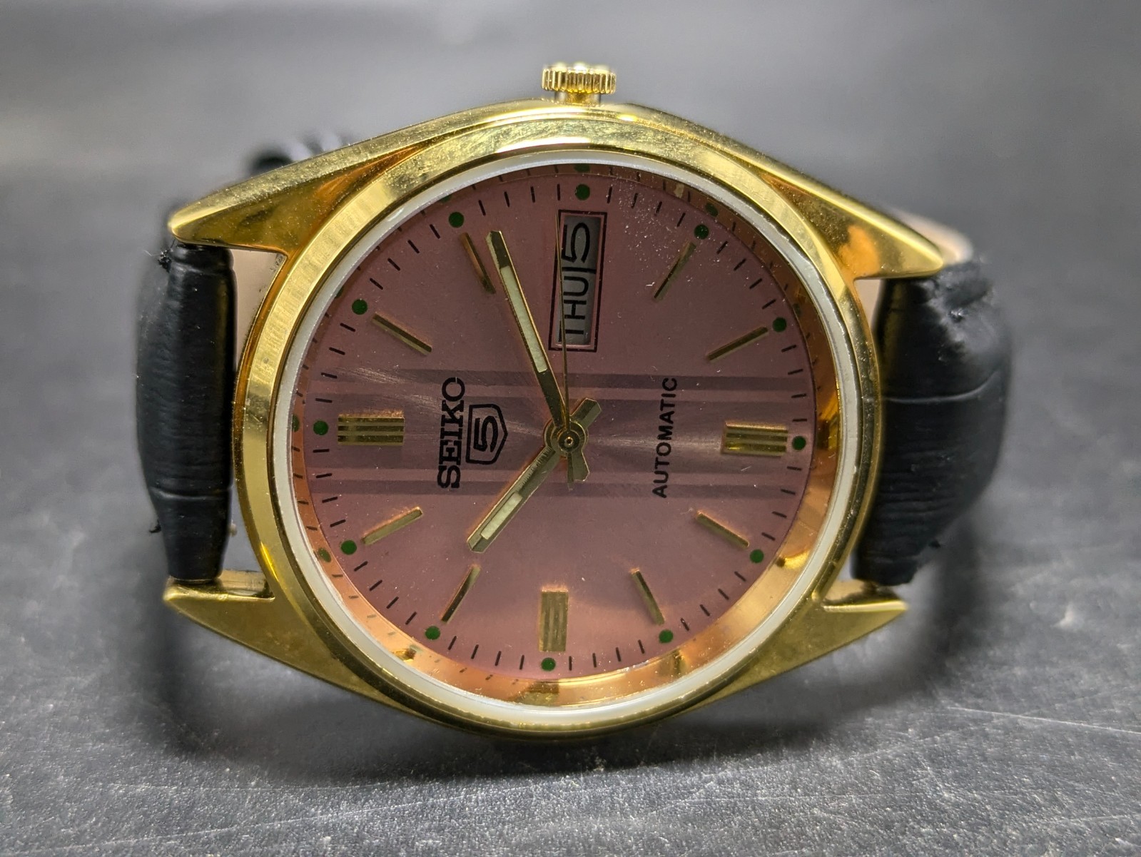 Vintage Seiko 5 automatic day date movement no. 6309A japan made men’s watch