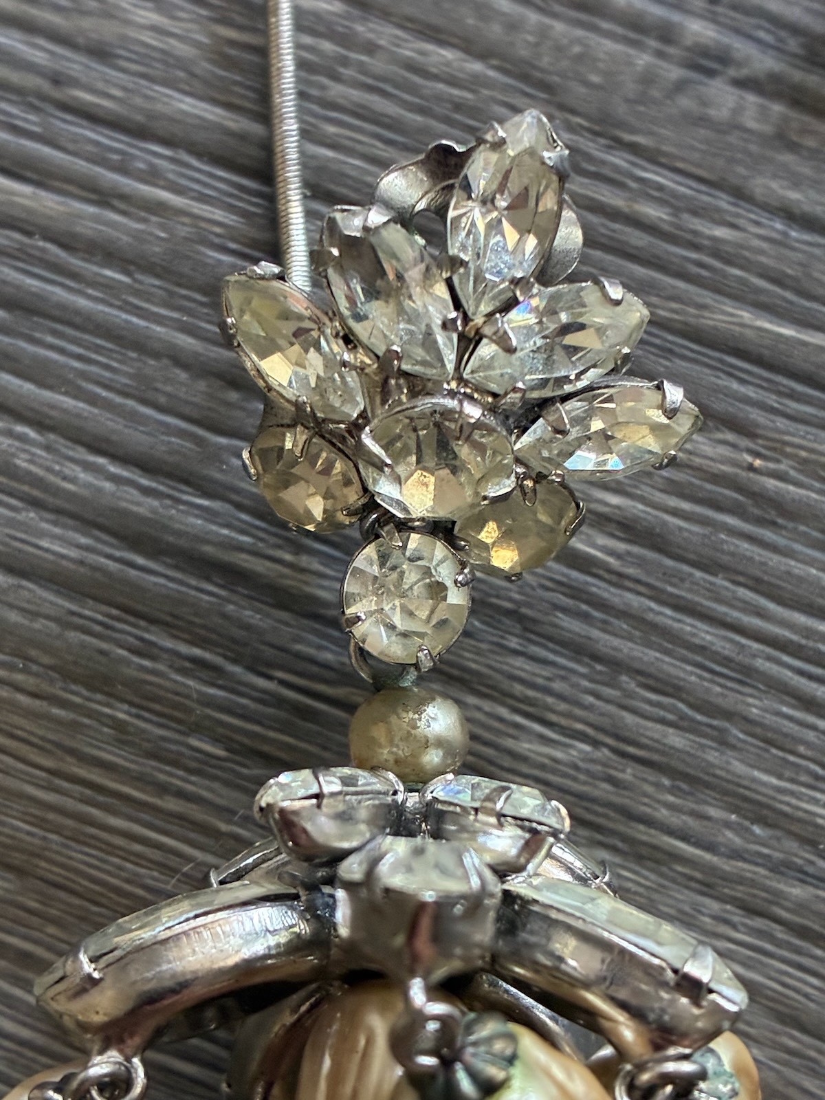 Rare Vintage 1950s Boucher STYLE Earrite Rhinestone + Pearls Earring SINGLE