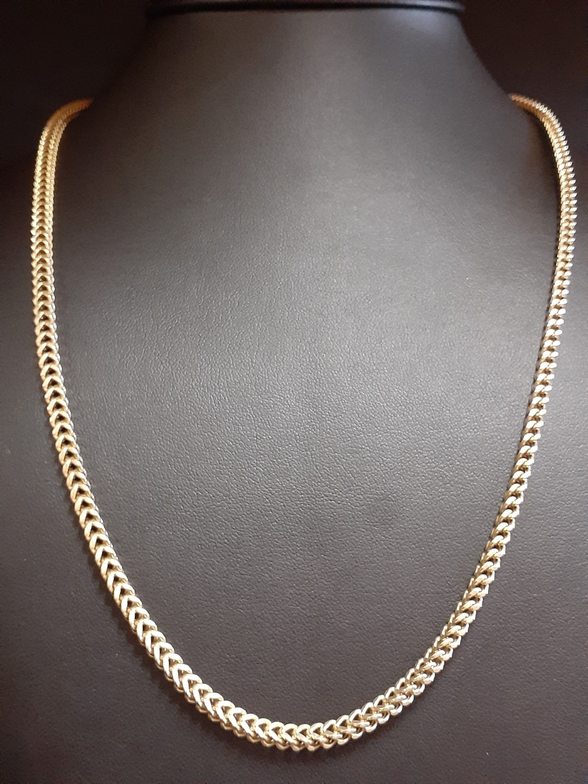 (RI4) 10k Yellow Gold Box Chain / Necklace (14 Grams) Size 22″ (3.6 MM)