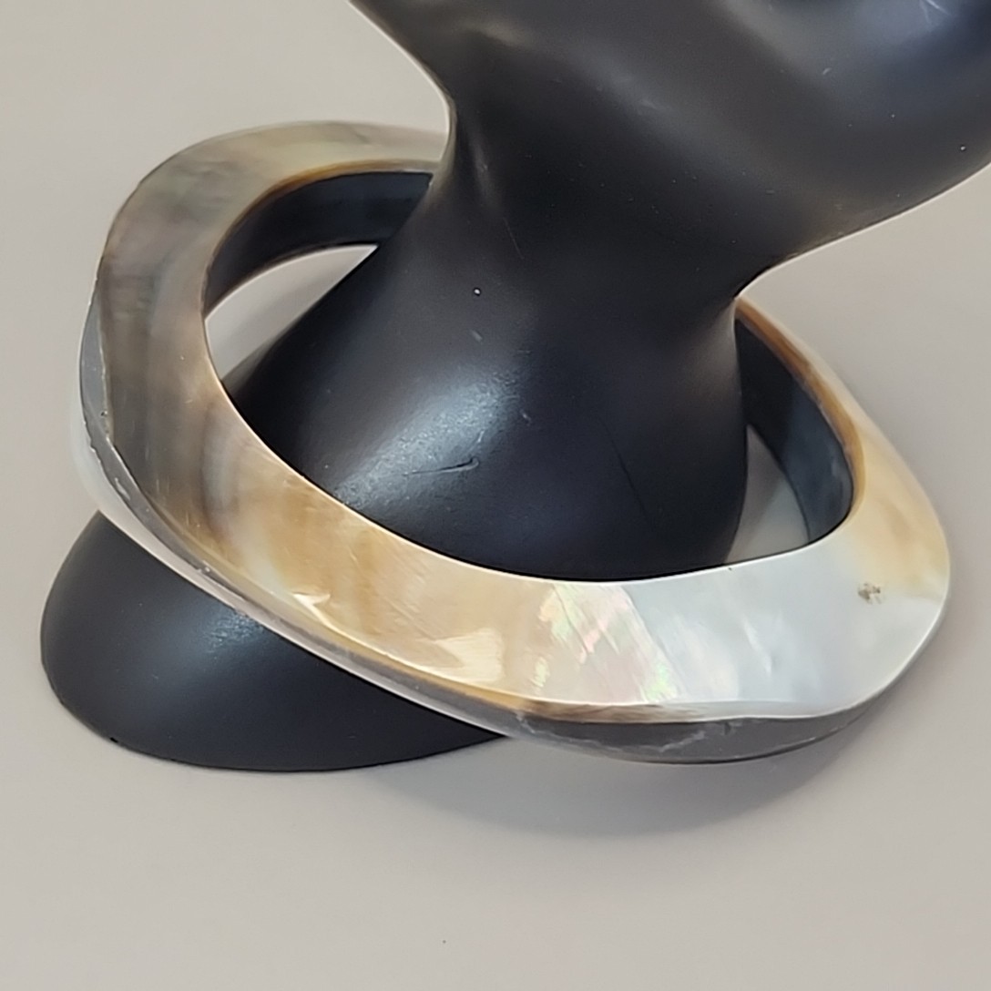 Vintage Mother of Pearl Bangle Bracelet Brown White Variation Asymmetrical 8.25″