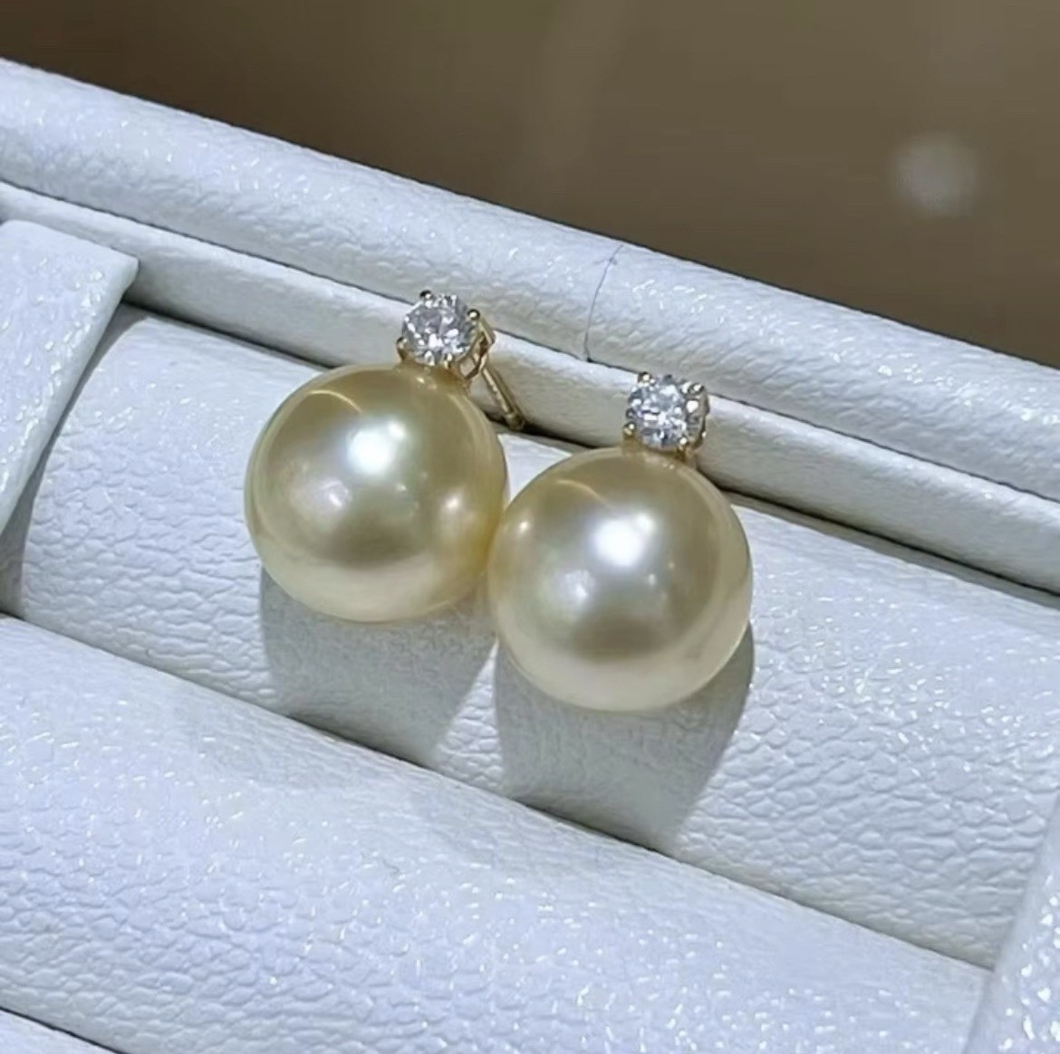 Genuine Golden South Sea Pearl Drop Stud Earrings 9.5-10mm 18k Yellow Gold AU750
