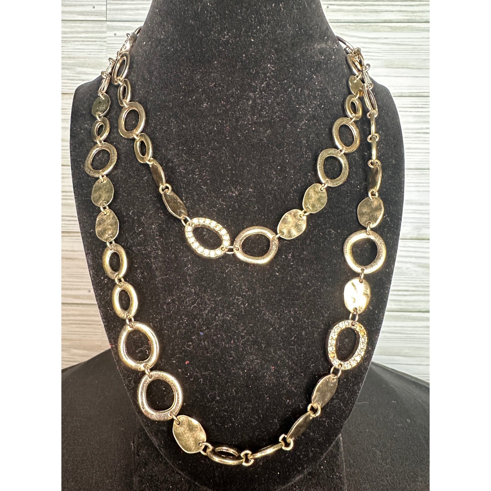 Premier Designs Layered Vintage Necklace Gold Hammered Disc Link Statement