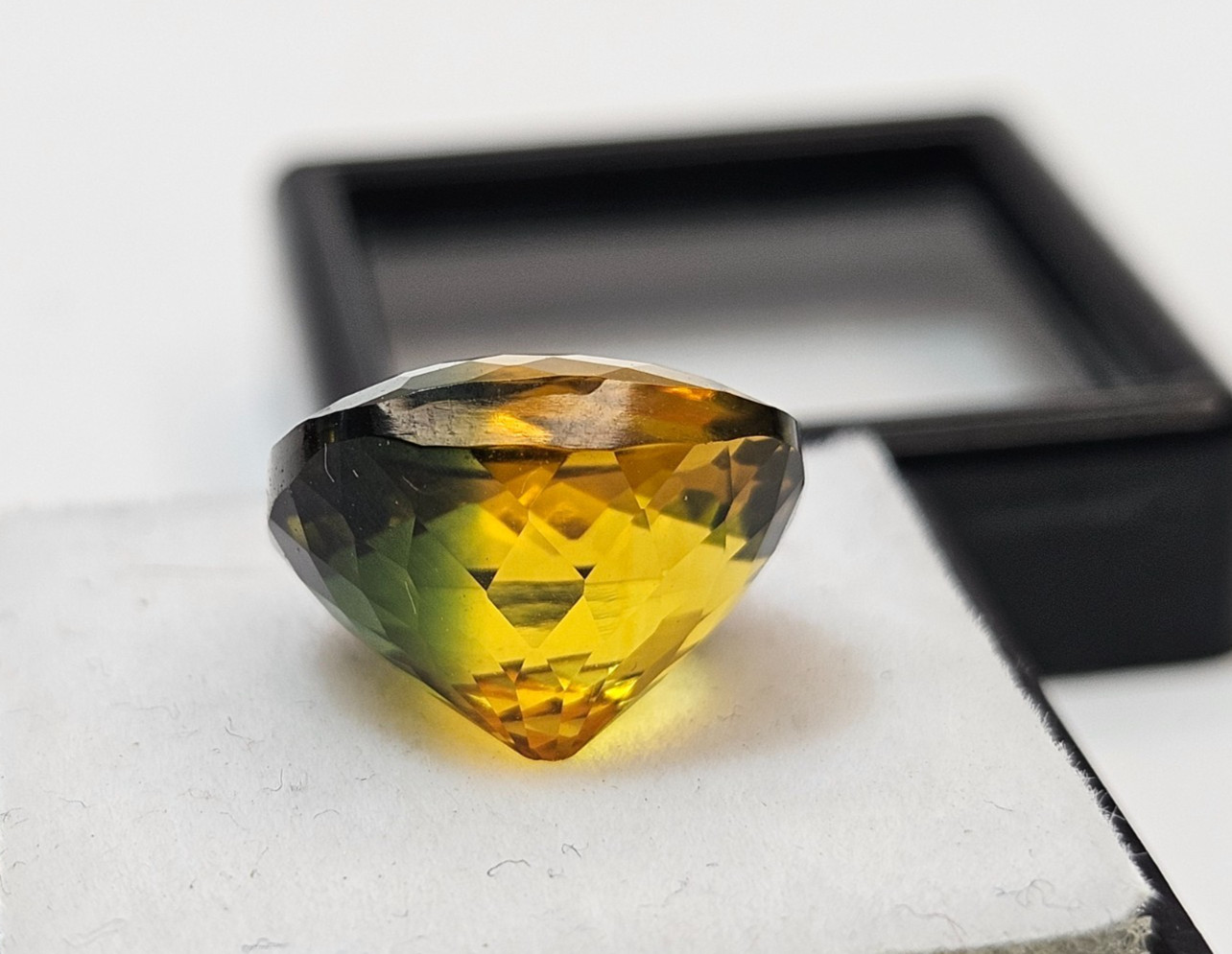 Tourmaline Cushion Cut Bi-Colour 9+ Ct Natural For Ring Making Loose Gemstone