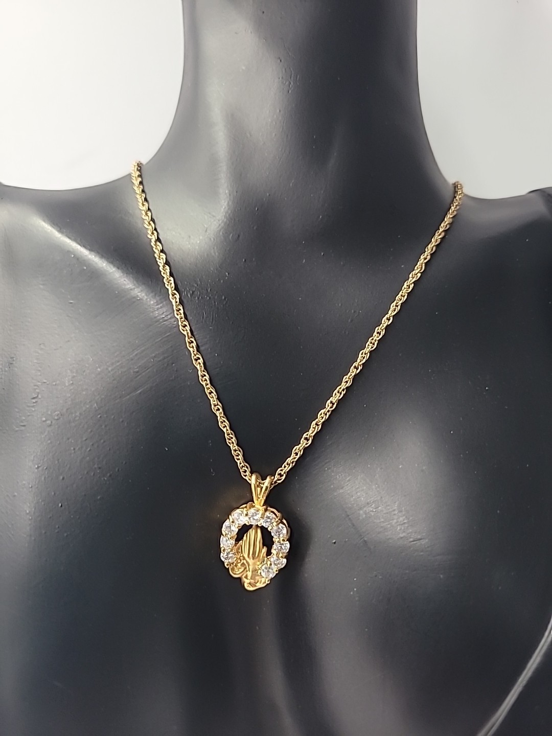 Vintage Gold Tone Rhinestone Praying Hands Pendant Necklace Religious Jewelry