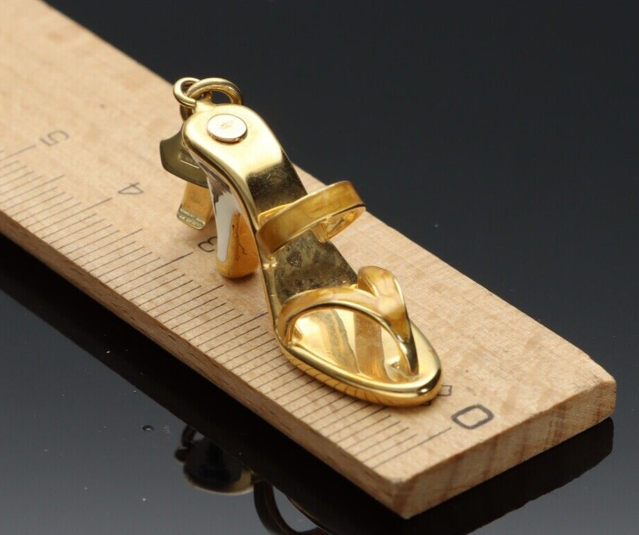 750/1000.18KT ROSE GOLD CHARMS PENDANT