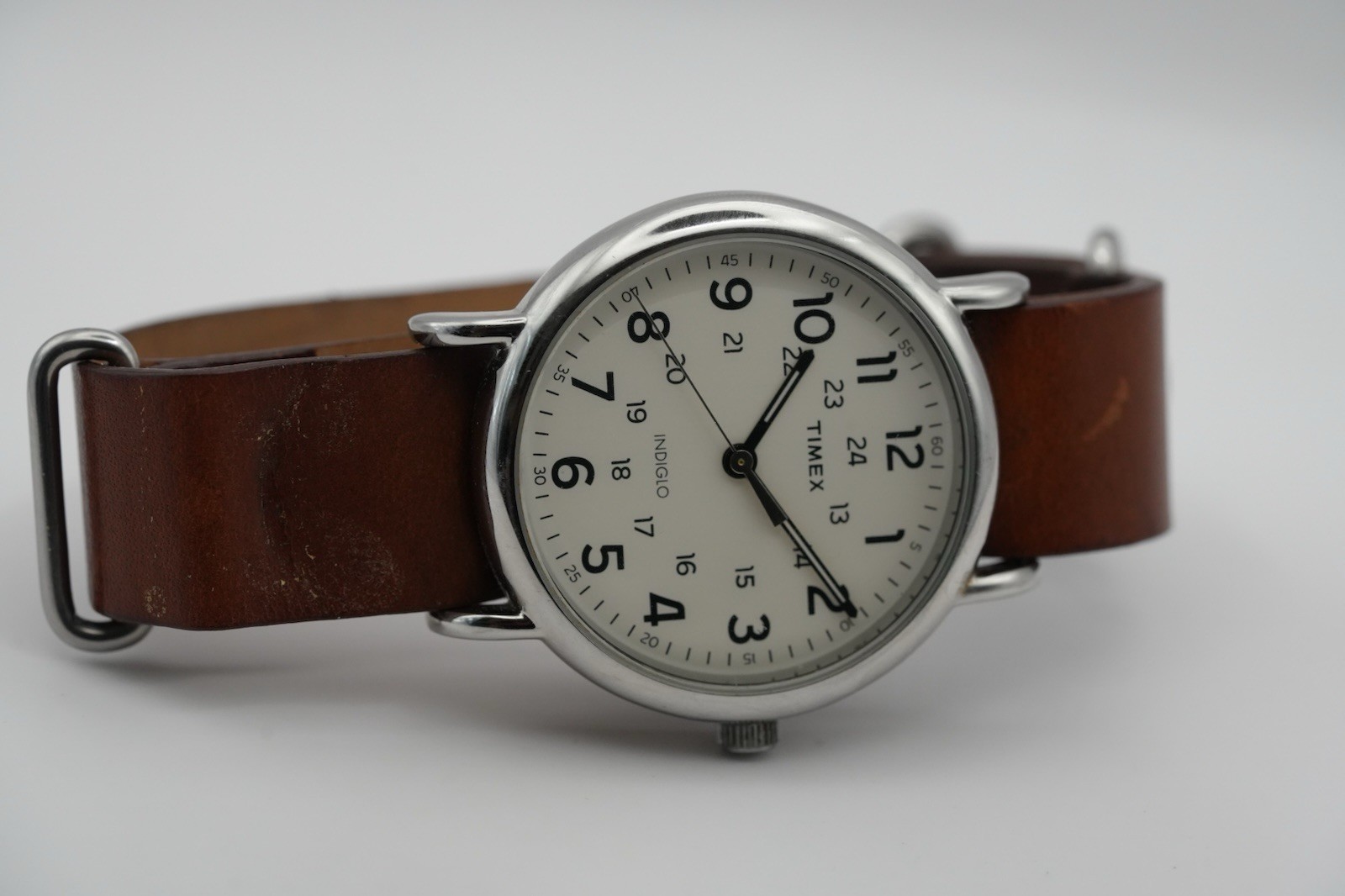 Timex Weekender Watch Cream Dial Brown Leather Band Indiglo