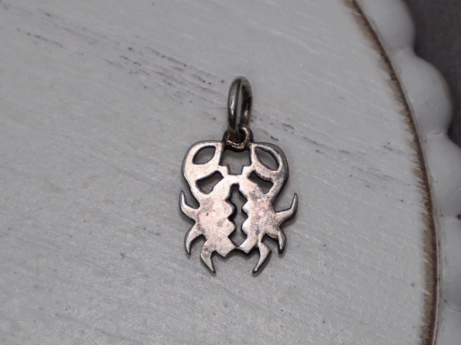 Retired James Avery 925 Scorpio Scorpion Zodiac Charm 1.20G / 0.7in