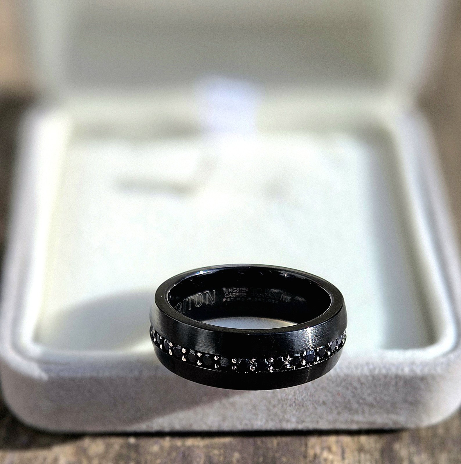 VALIANT Black Tungsten Ring With Black Sapphires – 8mm Men’s Ring Size 11.5