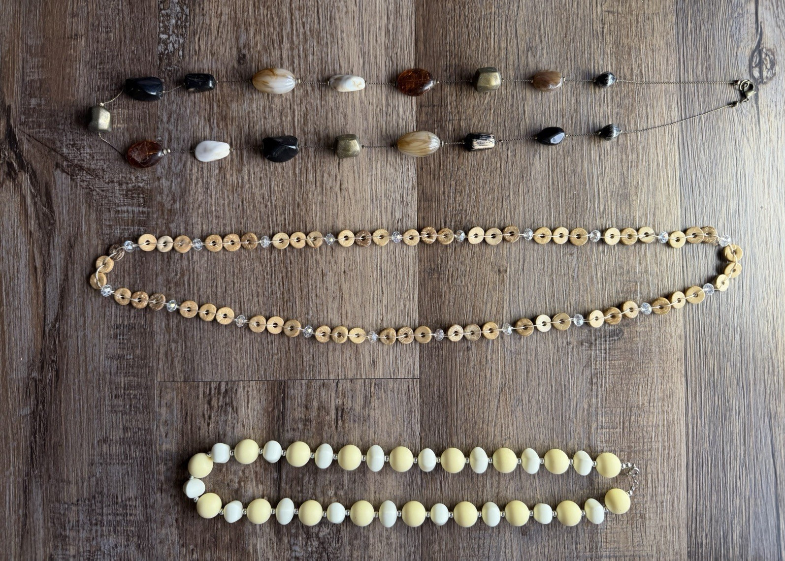 Vintage Women’s Beaded Necklace Mixed Lot 3pc Multicolor Mixed Materials