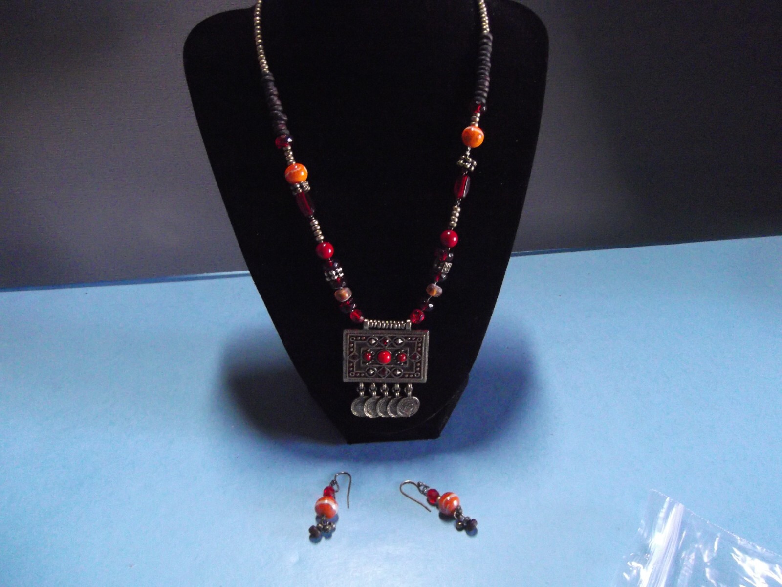 Fashion Jewelry Beaded 8.5″in Metal Necklace ‘Avenue” Dangle Earrings