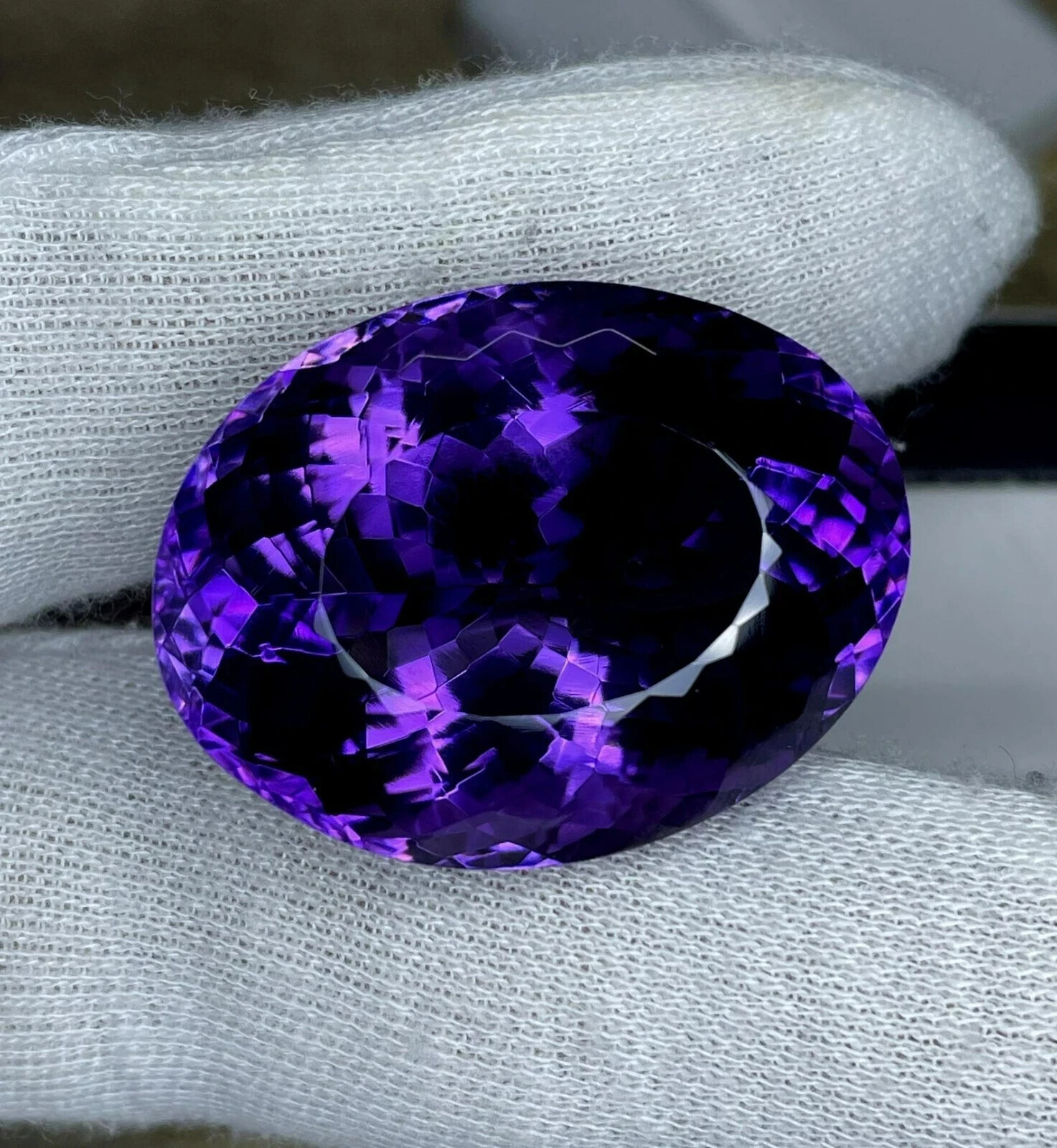 Amethyst Oval Cut Natural Purple Colour 95+ Ct EGL Certified Loose Gemstone