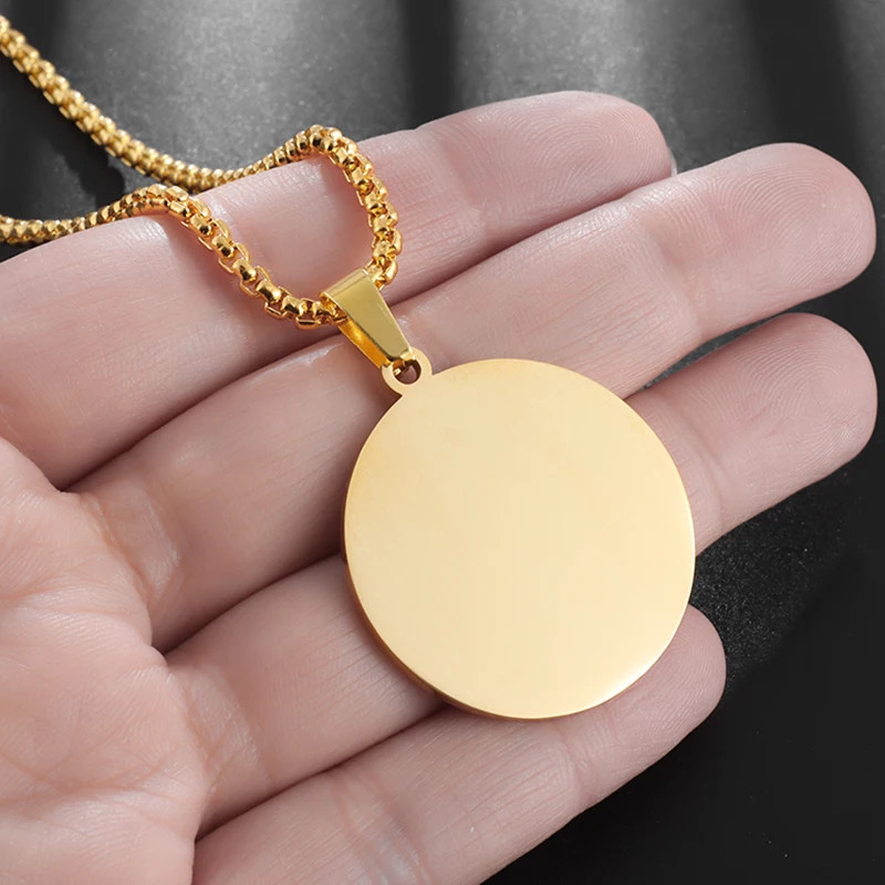 Classic Simple Glossy Stainless Steel Round Pendant Necklace Suitable for Men Wo