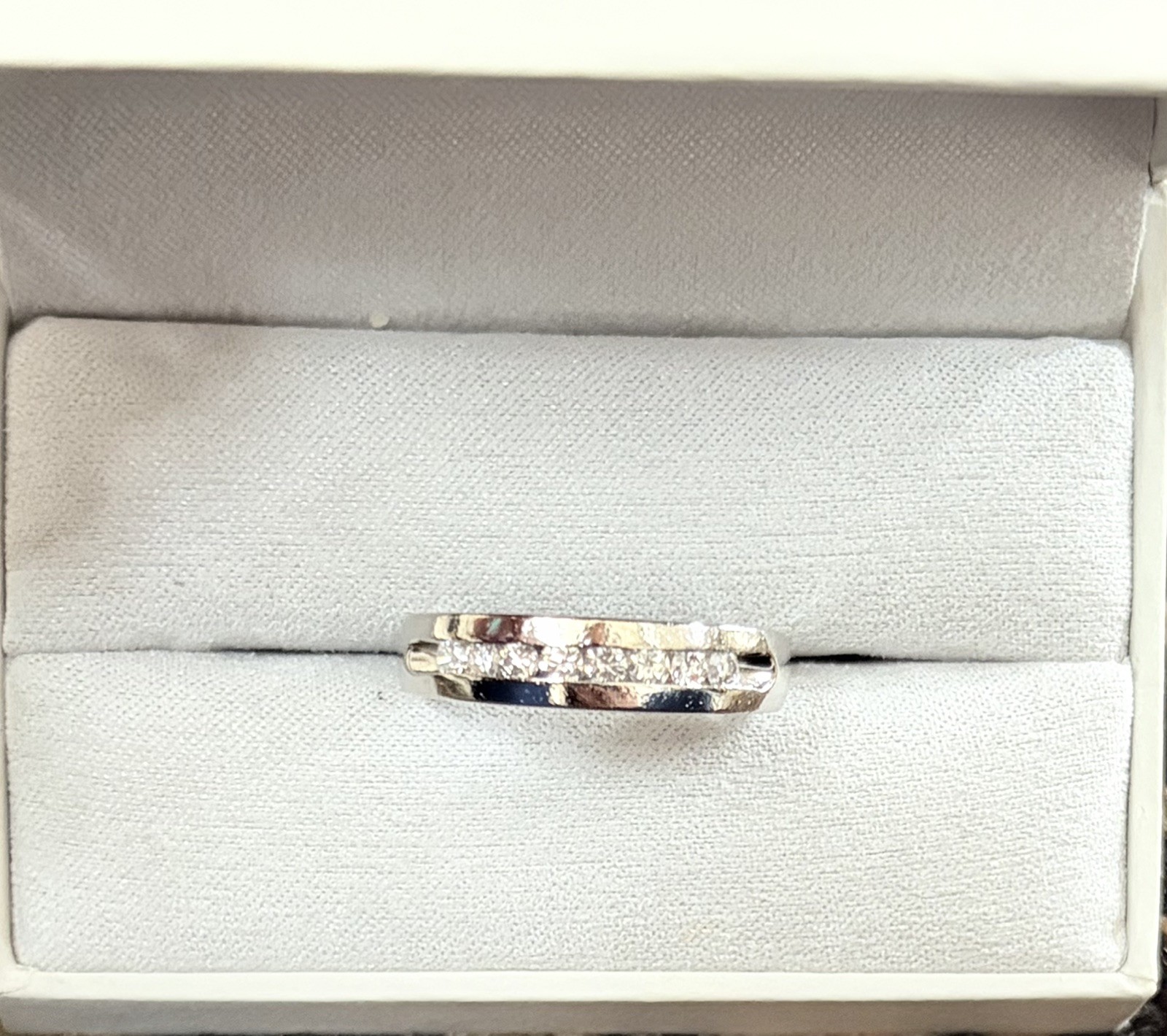 Men’s Platinum Diamond Wedding Band Ring Size 9. 1/2 .50CTW SI Grade Diamonds