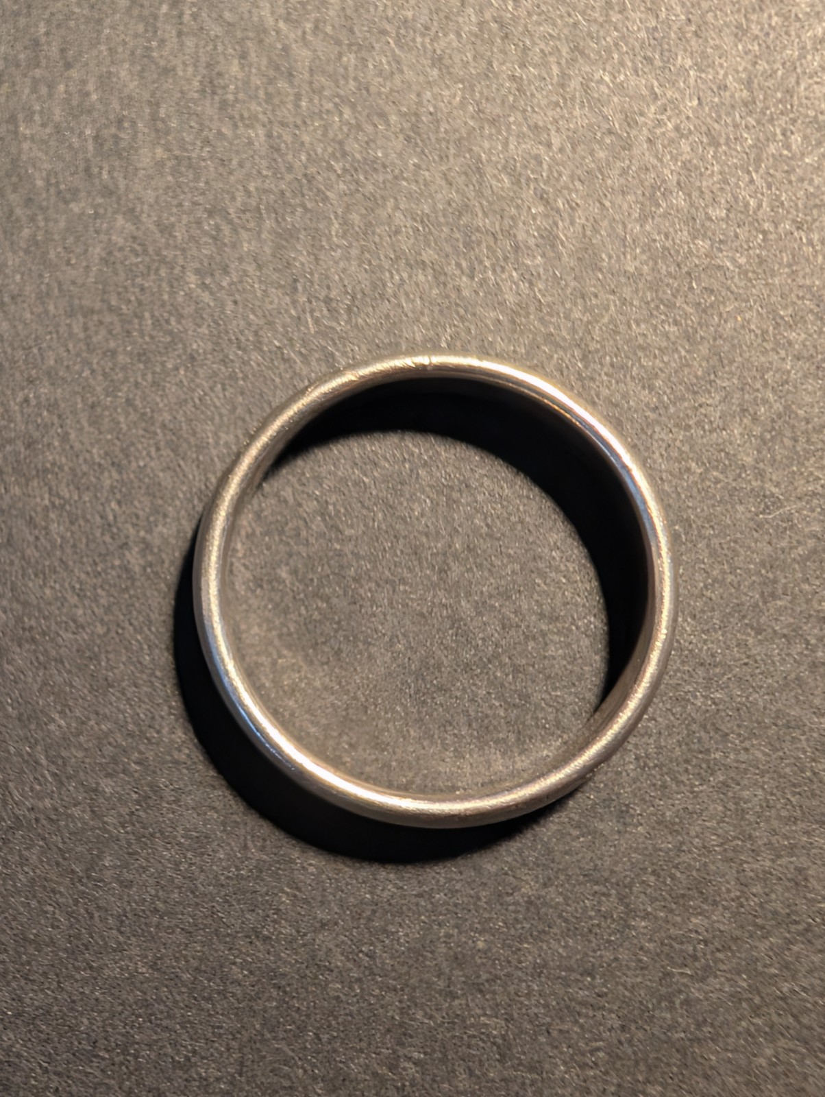James Avery JA 925 Sterling Silver Smooth Band Ring Size 8 – 0.1 oz