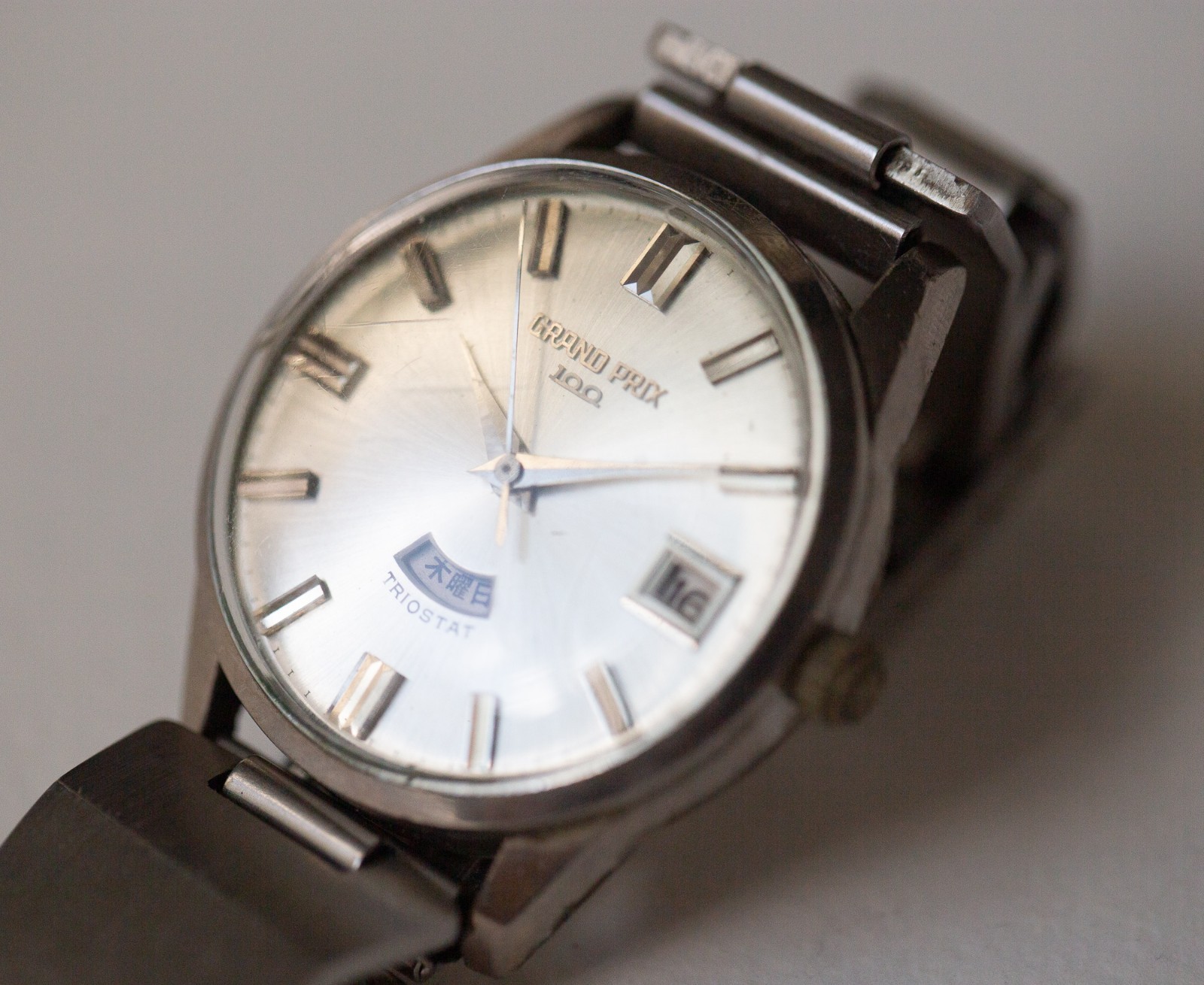 ORIENT Grand Prix 100 Triostat S65409 100 Jewels Vintage Wristwatch Ships f. NYC