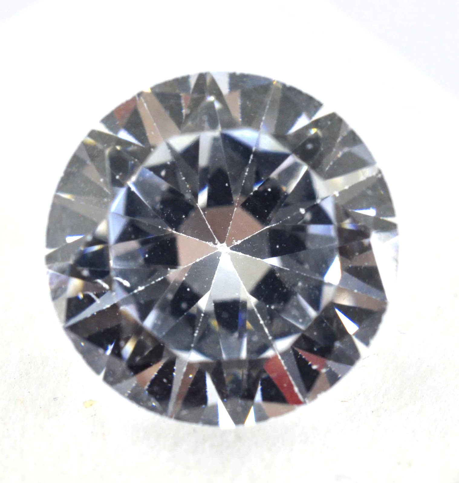 Natural White Zircon Round Cut 11.15 Ct Cambodian GIE Certified Loose Gemstone