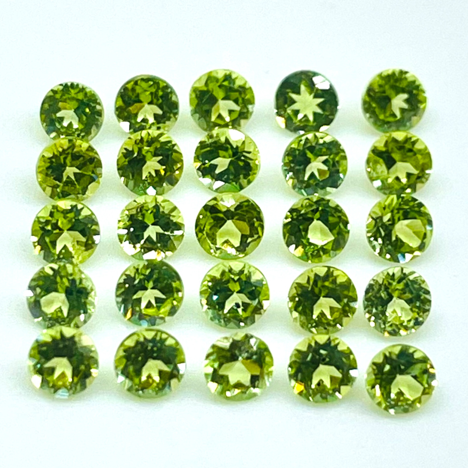 VVS 200 Pcs Natural Peridot 2.5mm Round Cut AAA+ Quality Loose Gemstones Lot