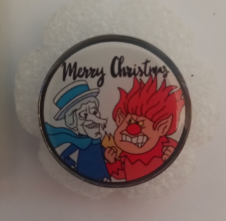 HOT MISER AND COLD MISER-A YEAR WITHOUT A SANTA CLAUSE-1974 DEBUT-ENAMEL PIN
