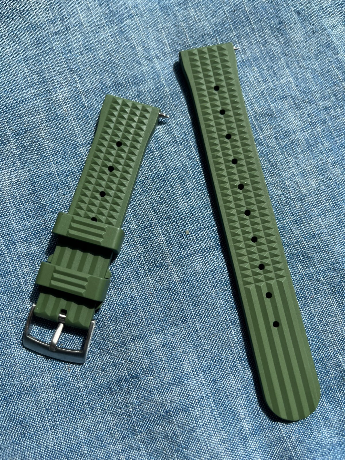 Vulcanized Rubber Waffle Watch Strap