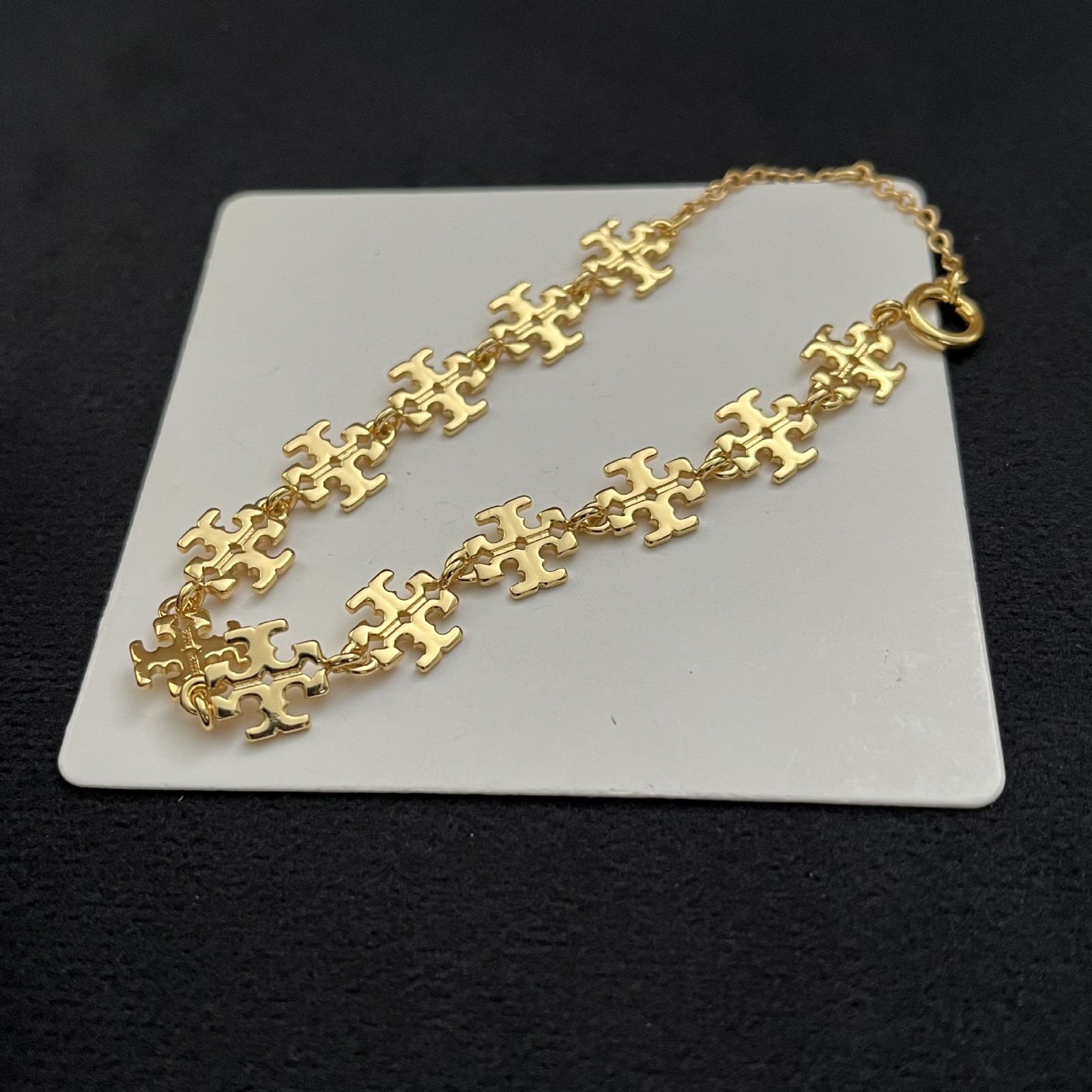 Perfect Gift + Free Shipping 🎁 NEW Tory Burch Gold Logo Bracelet
