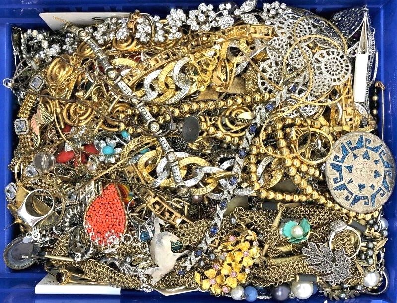 5 + Lb Pounds Unsorted Jewelry Making Craft Lot W/ Wearable Resell Mixed In Junk