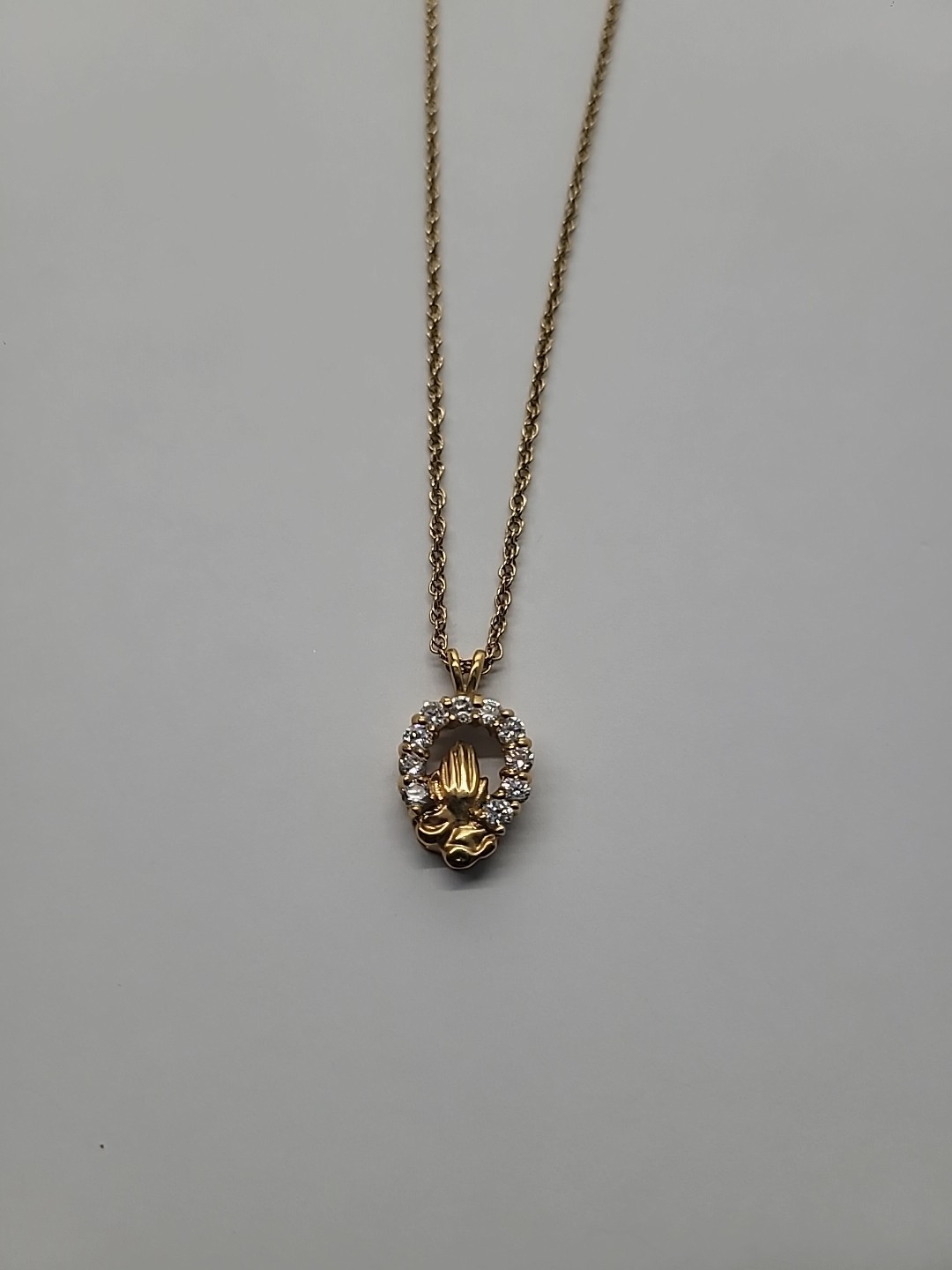 Vintage Gold Tone Rhinestone Praying Hands Pendant Necklace Religious Jewelry