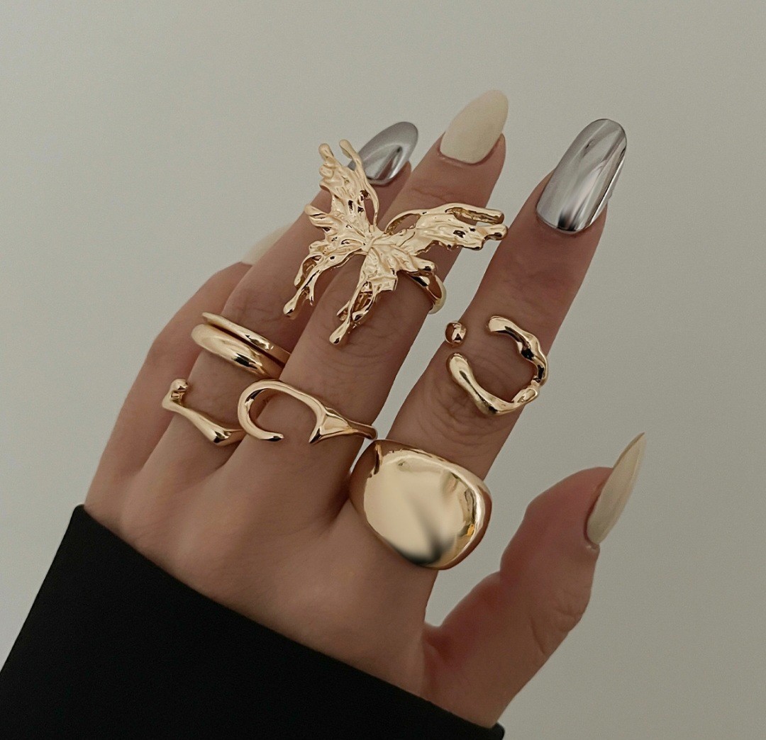 7Pcs Chunky Butterfly Ring Set Adjustable Statement Stackable Rings