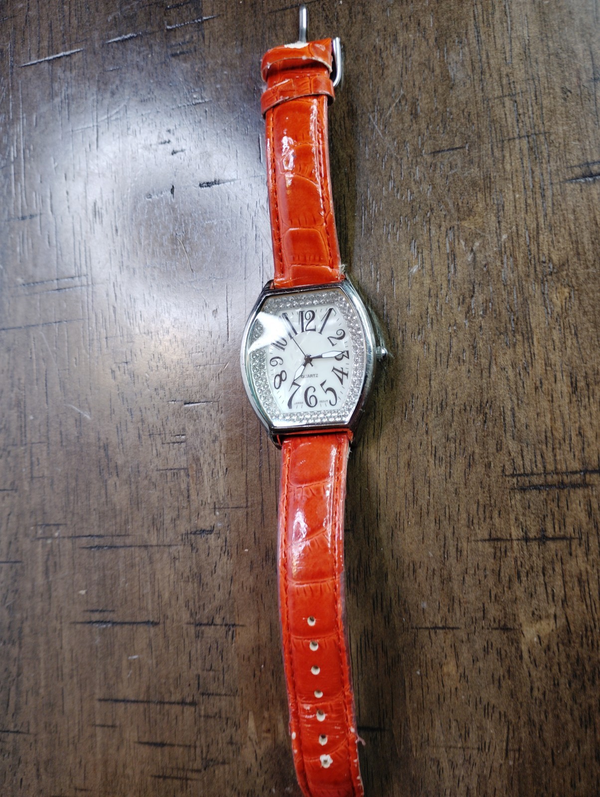 : AvonModel: Scarlet (2014)Case Shape: Barrel or TonneauMovement