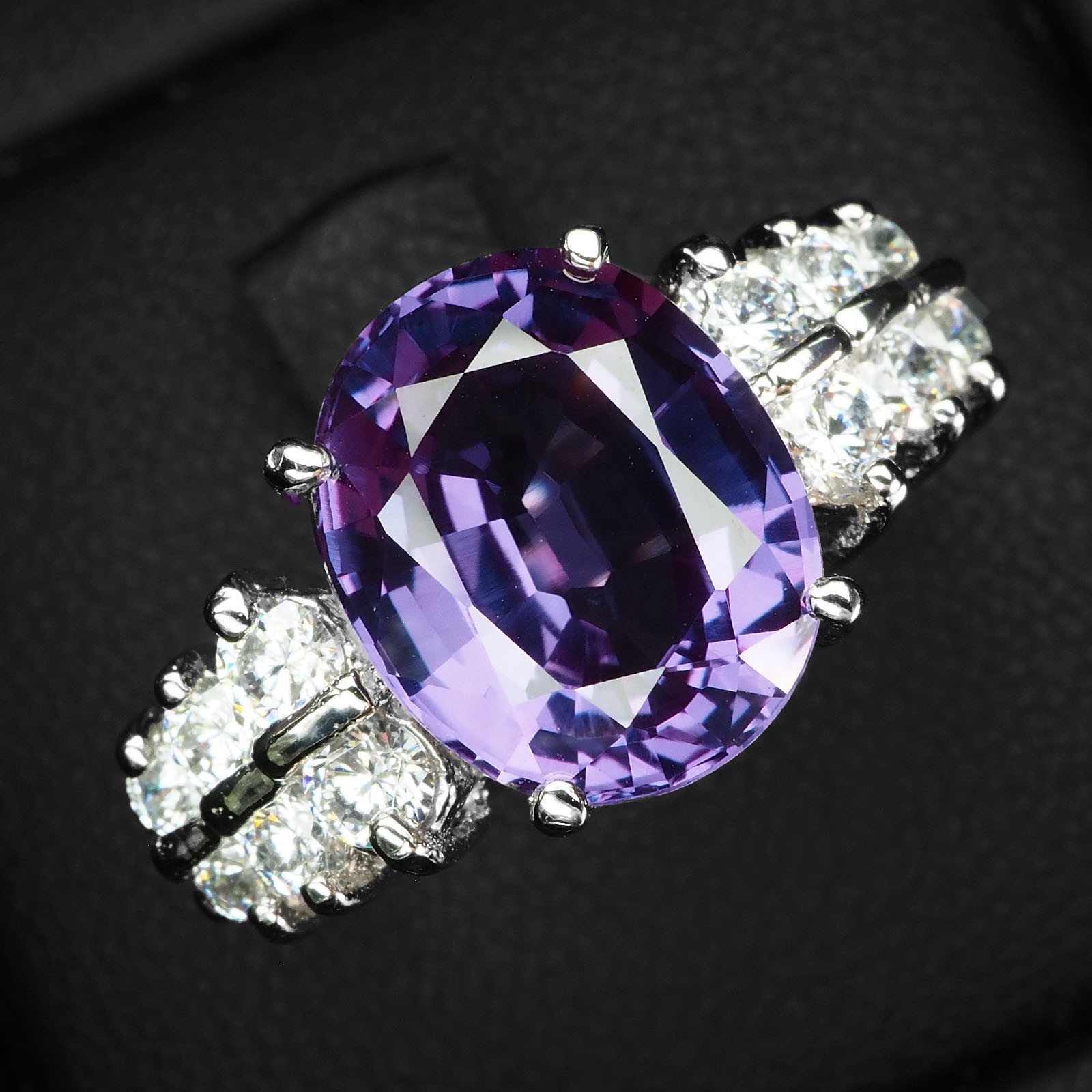 Opulent Color Change Alexandrite 5.70Ct 925 Sterling Silver White Gold Rings