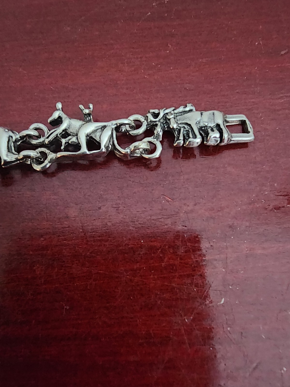 VINTAGE STERLING SILVER NOAH’S ARK LINKS BRACELET. 7″