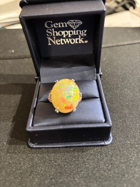 16.30 Ct Opal-.040 ctw Pink white Toumaline Diamond 14K gold ring