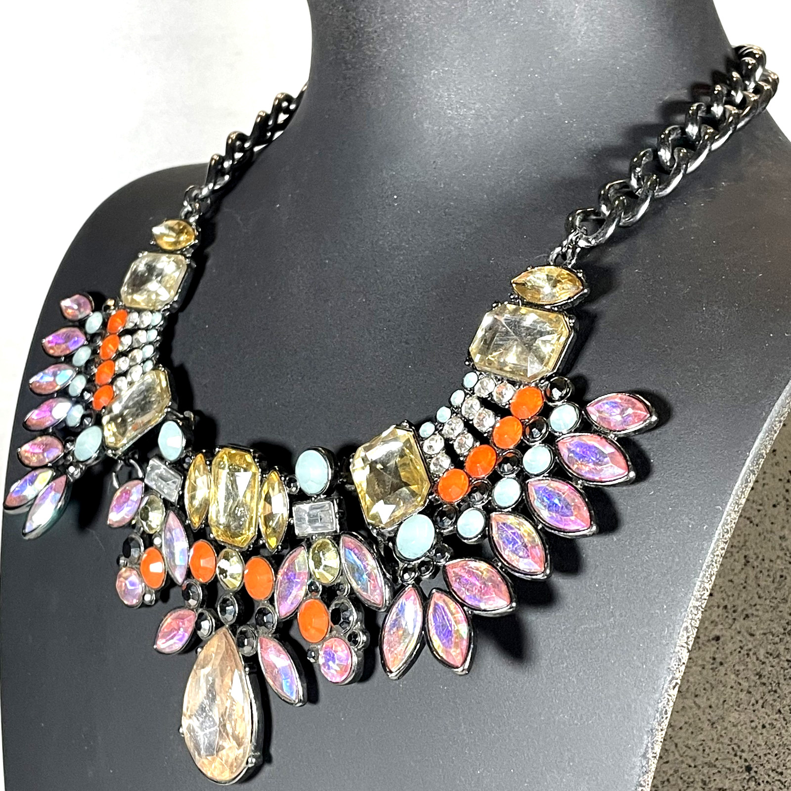 Multicolor Rhinestone Statement Bib Necklace Gunmetal Chain Iridescent Crystal