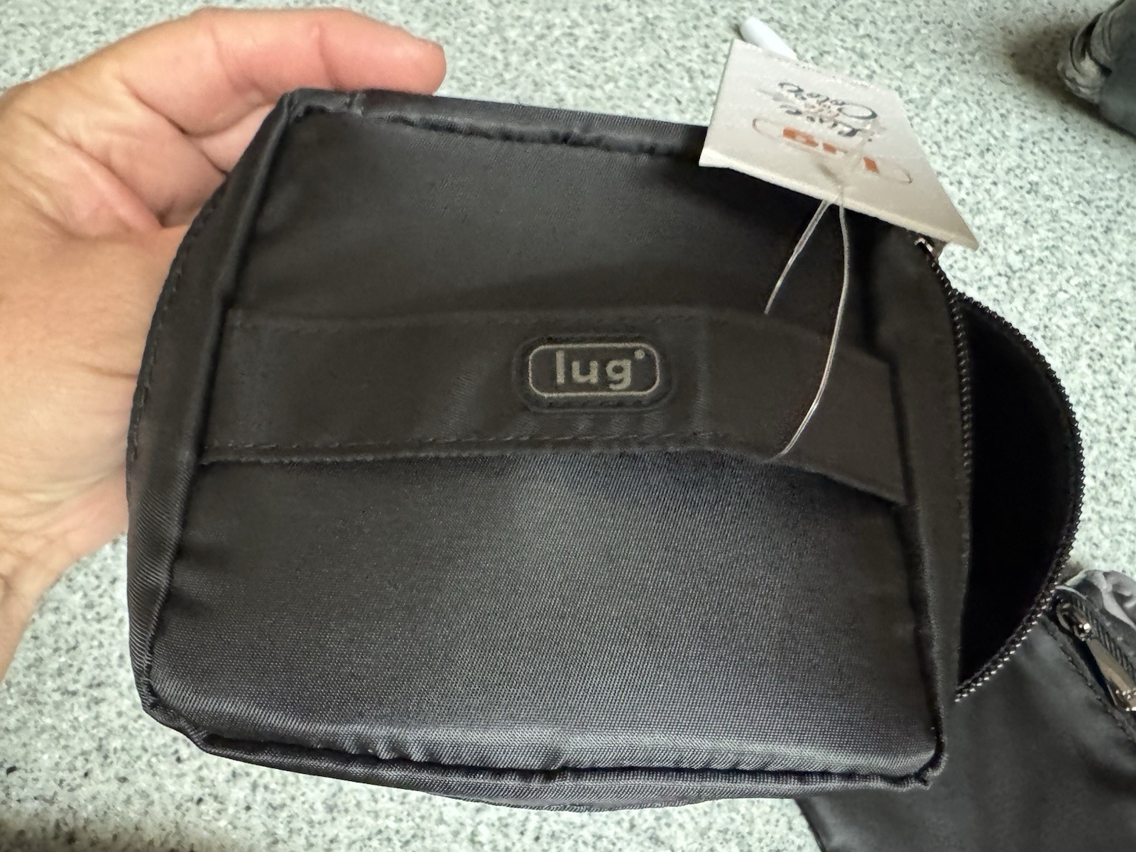 Lug Mini Swizzle Travel Jewelry Case Walnut Zip-Around Lined w/ Pouch