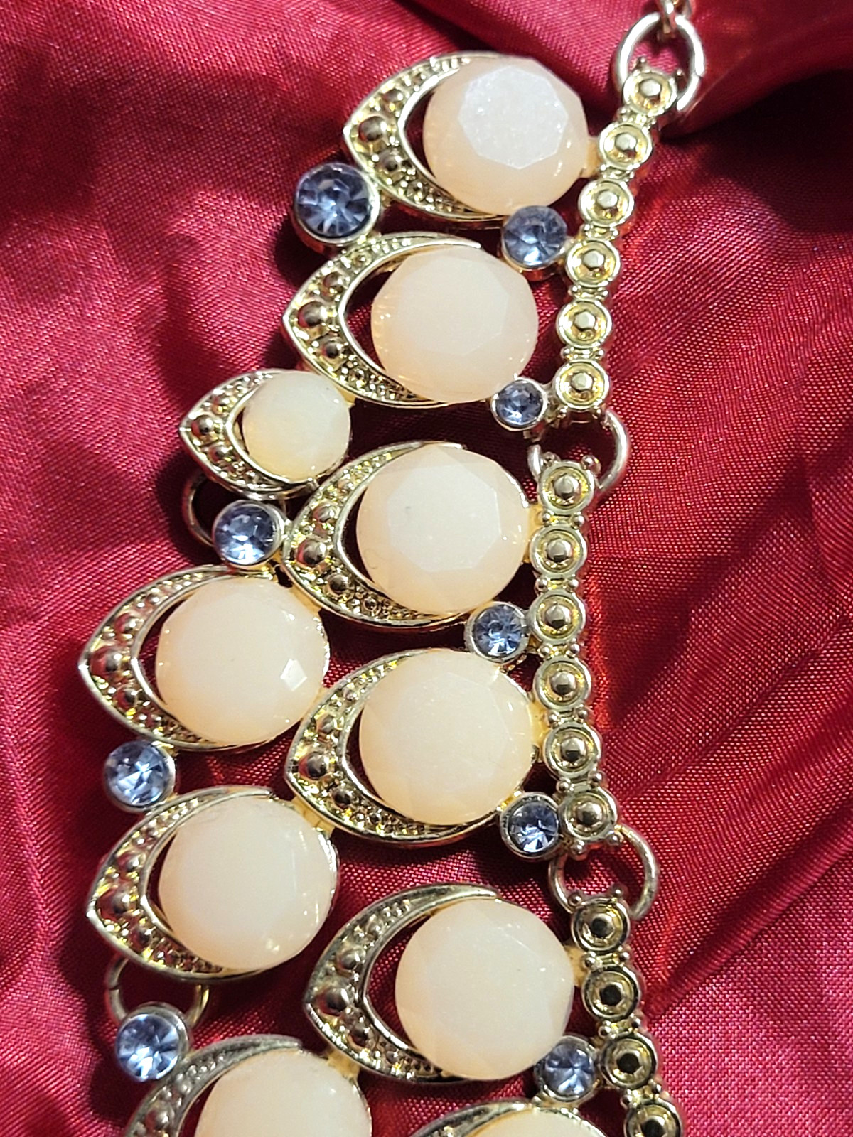 NY Fashion Necklace Statement Piece Faceted Jewels & Rhinestones Adjustable