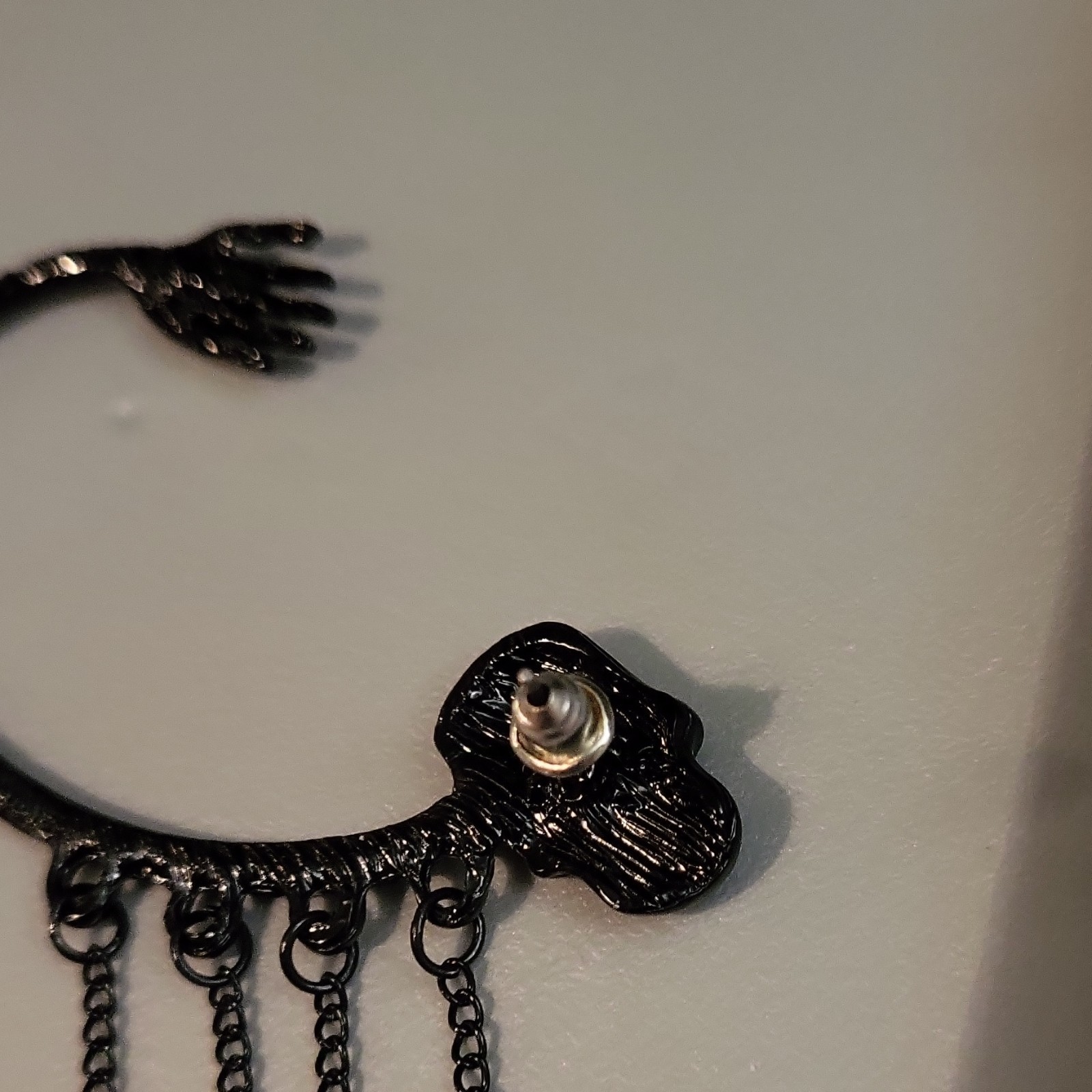 Black Metal Skull Chain Dangle Ear Cuff for Auricle, Unisex Adults