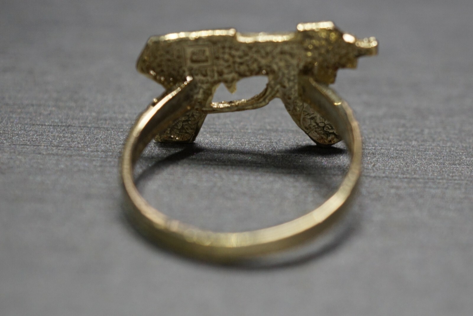 10K Solid Yellow Gold Diamond Cut UZI Gun Ring. Size 7
