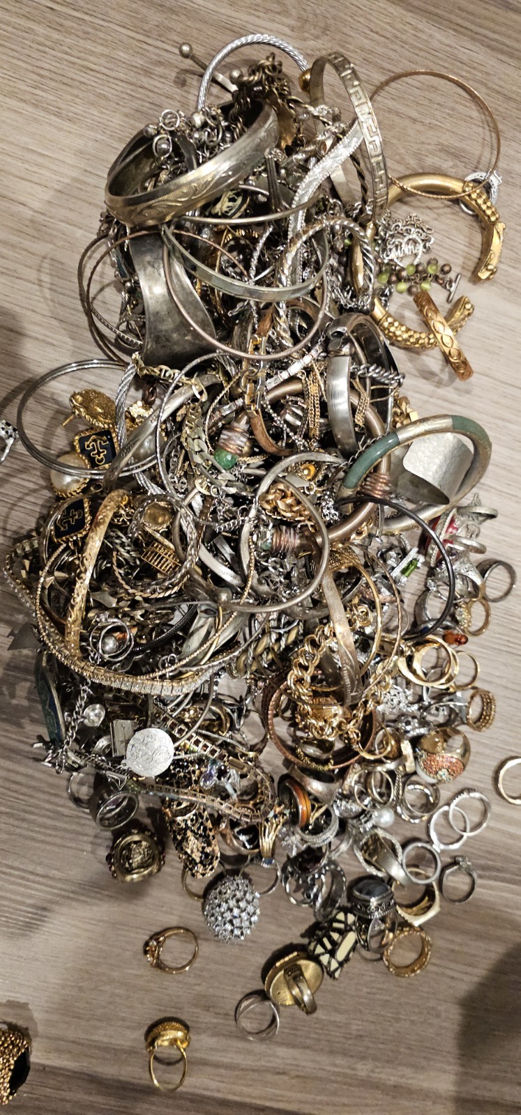 Jewelry Lot Good Wear Resell Brooch Art Estate Vintage Modern 5 Pc NO Junk – BUY